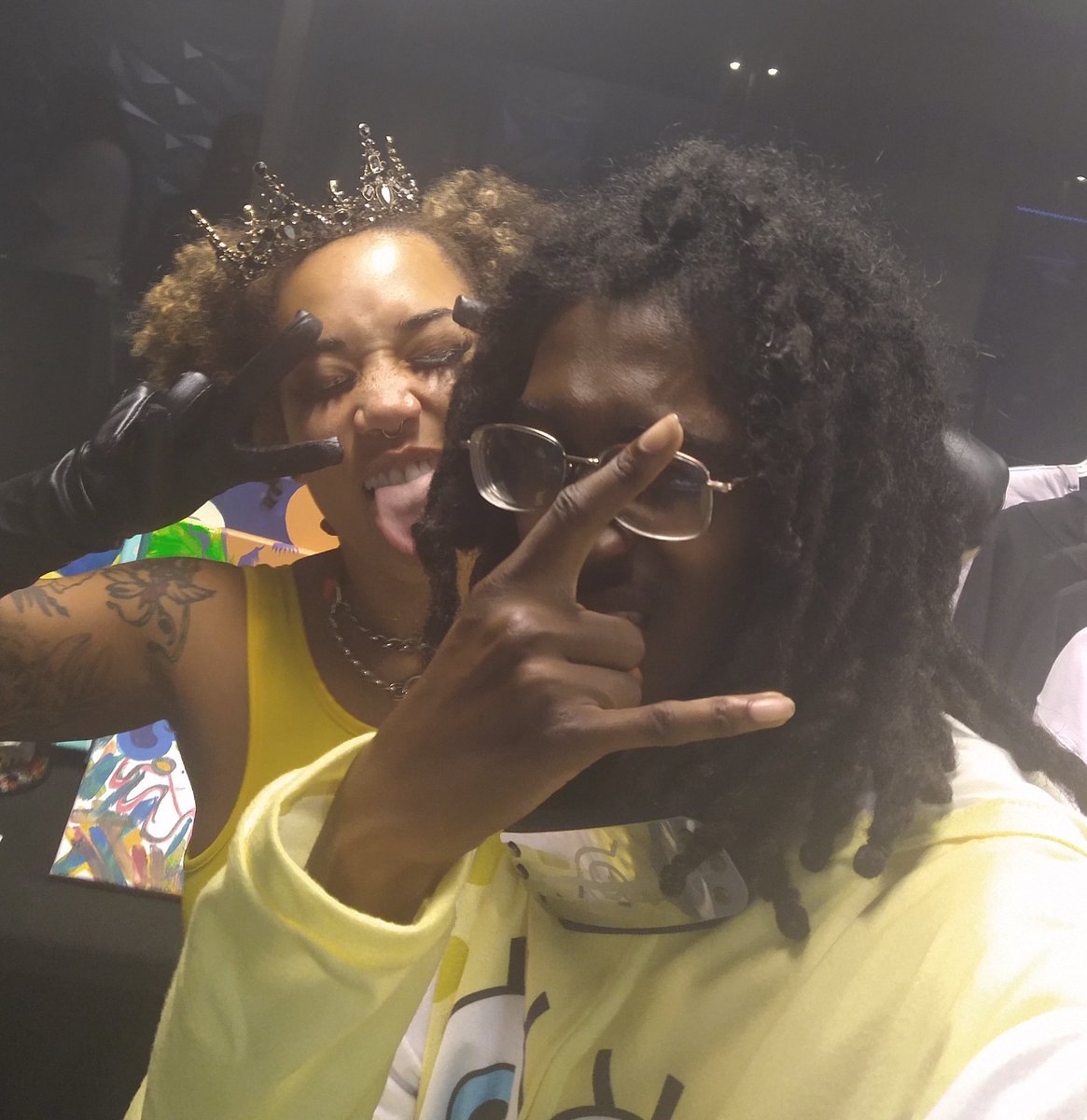 Artist_4_Tour's tweet photo. #XXL Crank Moise "Peach Sells Weed"
https://t.co/kpQFvkKITf @Crankmoise15 https://t.co/7dKBdvAoRJ