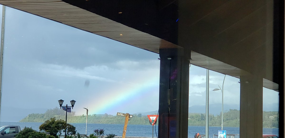 #oyemega . Desde Pto Varas ... mirando al lago vi un lindo arcoris... saludos