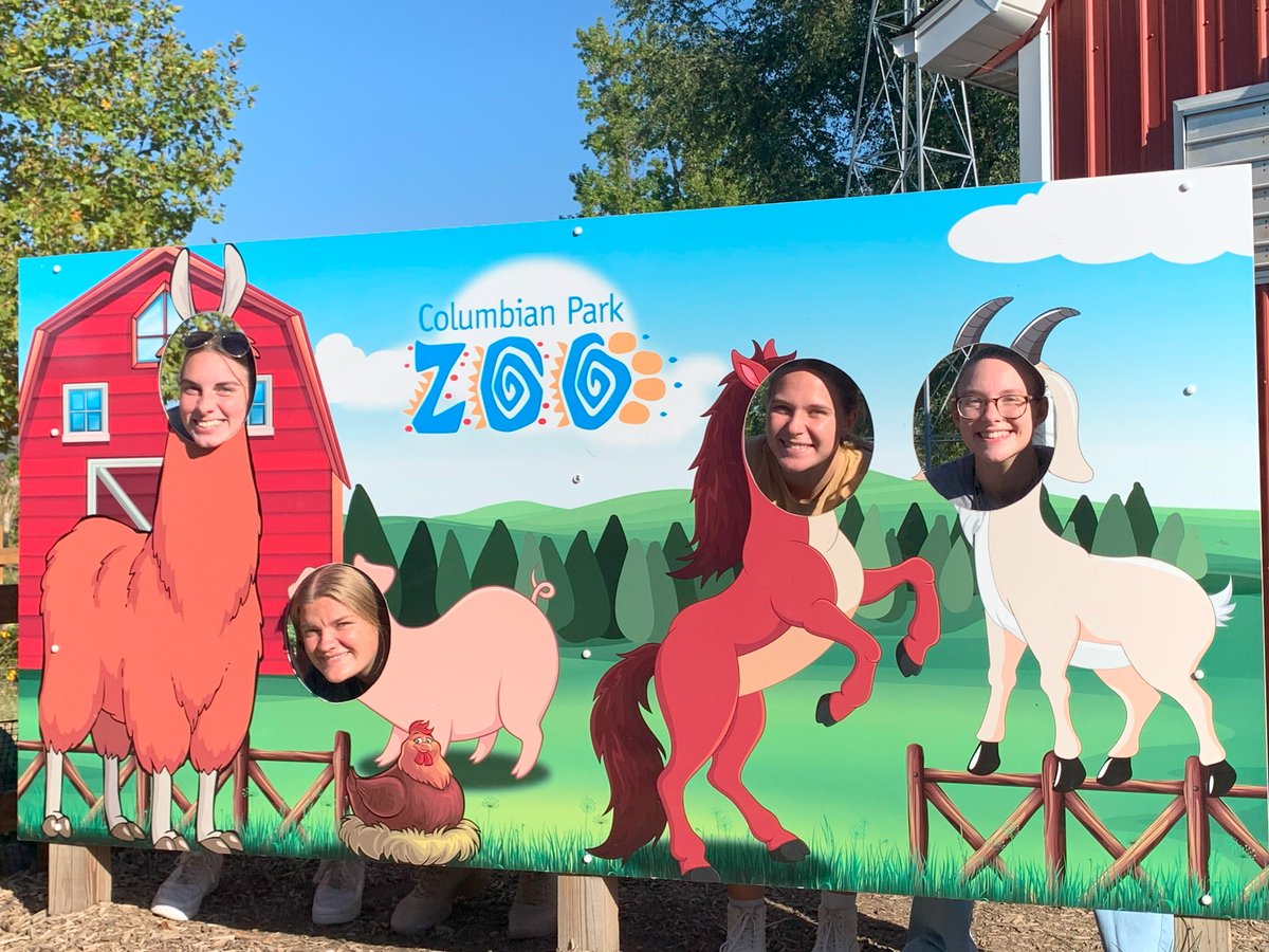 Can you tell our nursing students loved having a trip for a class? Huge thanks to the folks at @ColumbianPrkZoo for giving our students an incredible experience full of memories and education! #BeAPurdueVetNurse at purdue.vet/next @lifeatpurdue