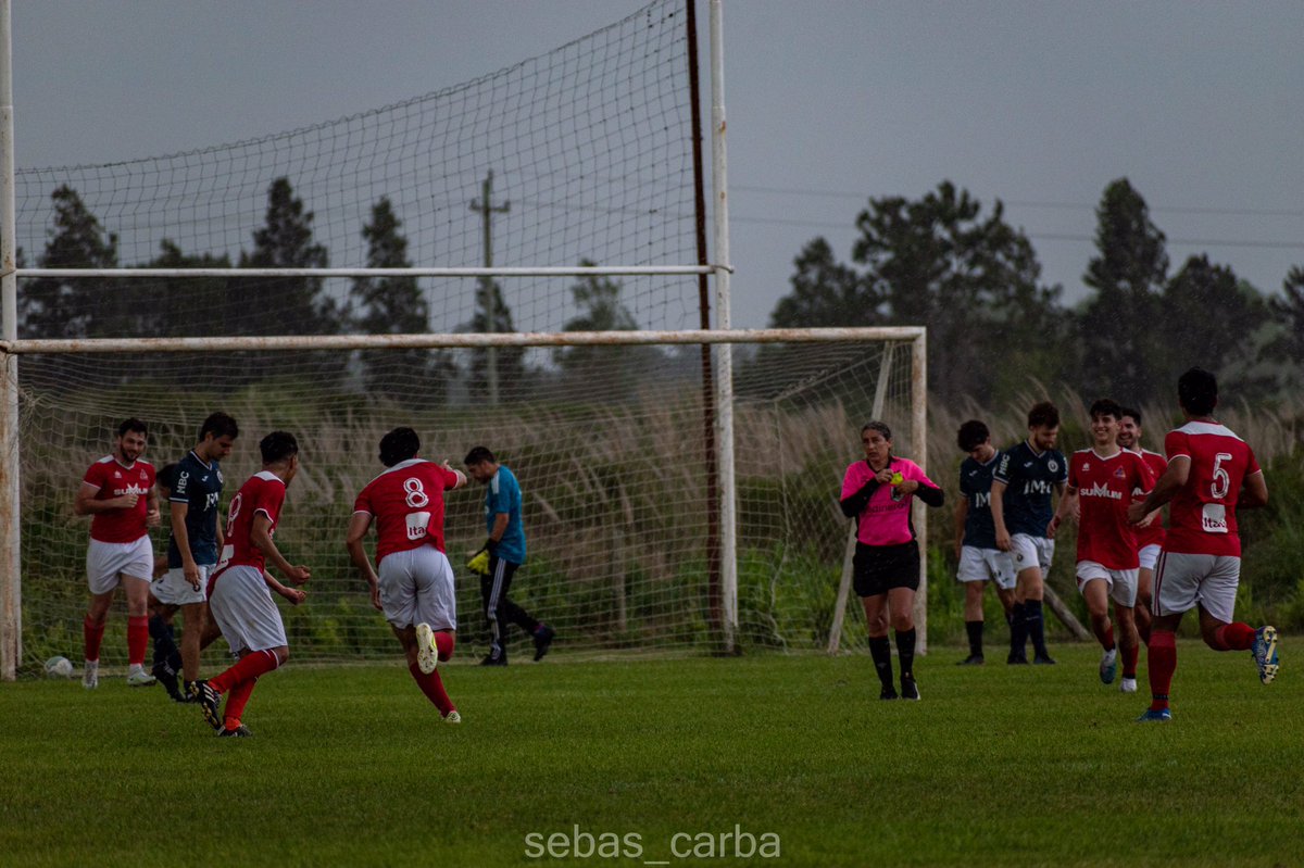 FOTOGRAFÍA DEPORTIVA 📷⚽️

<a href="/ClubTrouvilleUY/">Club Trouville</a> 
<a href="/TrouvilleFutbol/">Trouville Fútbol</a>