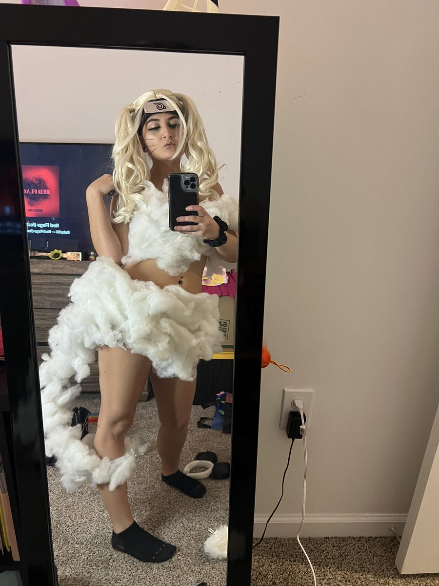 paige___lynnn's tweet photo. Put the Ho in Hokage last night UwU 

#moonfest #sexyjutsu #cosplay https://t.co/rL9uPLEhHd