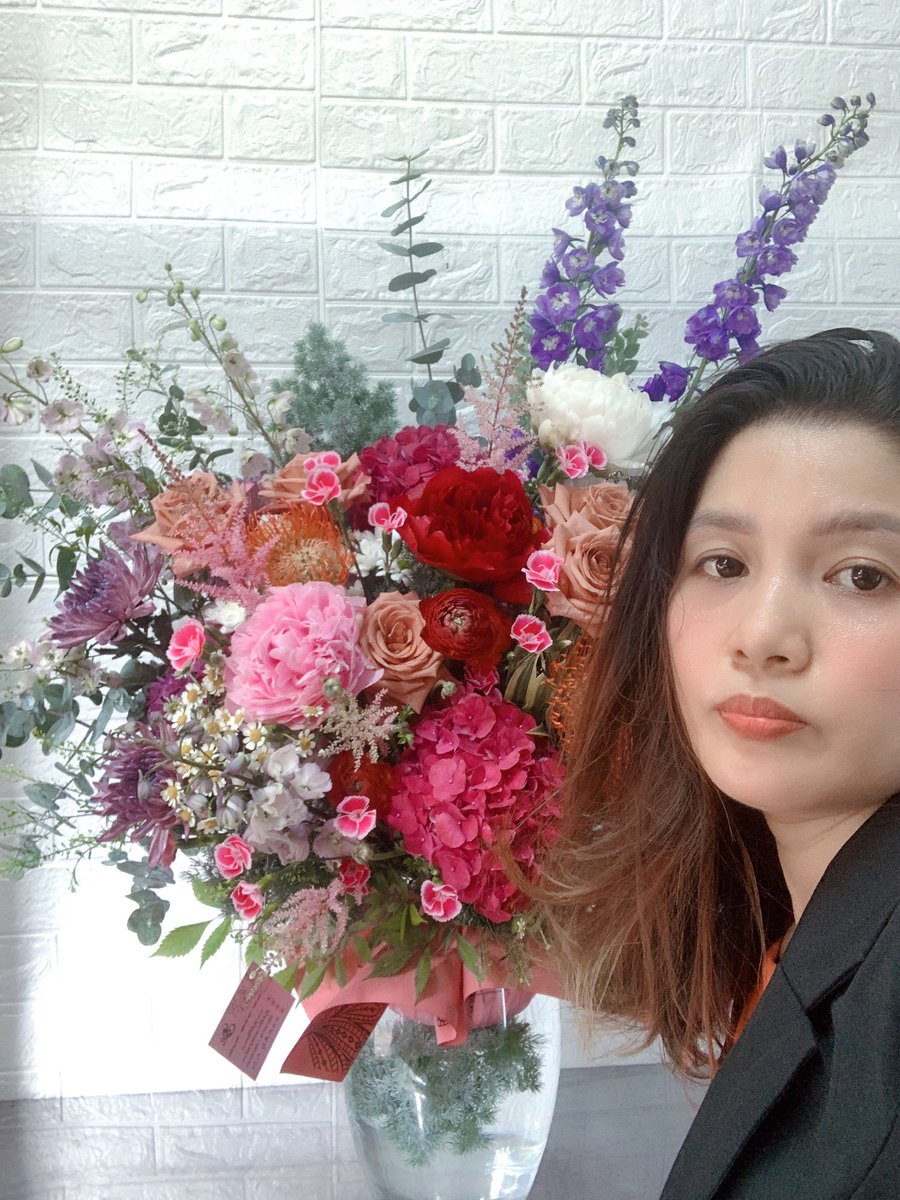 Trái đất xoay vòng, con người cũng sẽ thay đổi ☘️ 
🌷tương tác follow chéo nha cả nhà 😍