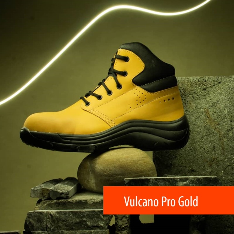 Listas para cualquier desafío, estas botas son la combinación perfecta de resistencia y estilo. #VulcanoPro #BotasDeSeguridad #Cuero #ModaSegura #TrabajoDuro #EstiloEnElTrabajo #Venezuela #Barquisimeto #Estadolara