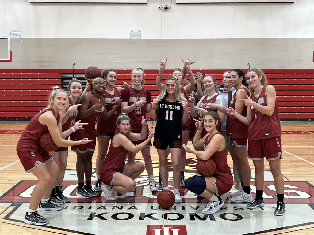 Emily Maple tweet media