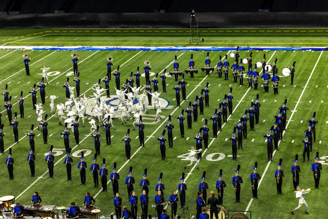 CarmelBands's tweet image. 𝙎𝙘𝙚𝙣𝙚𝙨 𝙛𝙧𝙤𝙢 𝙎𝙩𝙖𝙩𝙚 𝙁𝙞𝙣𝙖𝙡𝙨...
Watching and celebrating fantastic student musicians and guard members from around Indiana show off their productions last night at #ISSMA 50th Anniversary State Finals was so much fun! 
We’re very proud…facebook.com/10006455155553…
