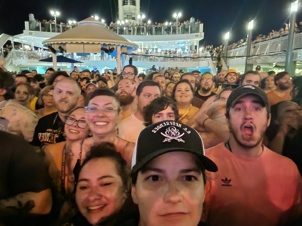 Went on the Coheed and Cambria cruise last week, was the best experience I've had in a long ass time so I thought I'd share it with y'all here, I got to be a Narrow for the the Gibney skit too and go behind the scenes and met a lot of great people  <a href="/SSNeverender/">SSNeverender</a>