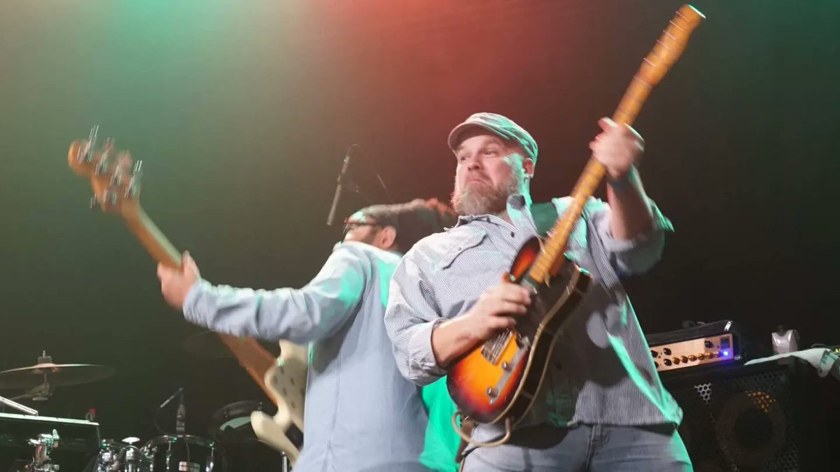 MyStadtKoeln's tweet photo. Heute Abend in der Live Music Hall 🤟
Frisch hochgeladene Videos auf unserem YouTube-Kanal 👇
https://t.co/EFmwAhNw6C https://t.co/wH6w4ZPTKK