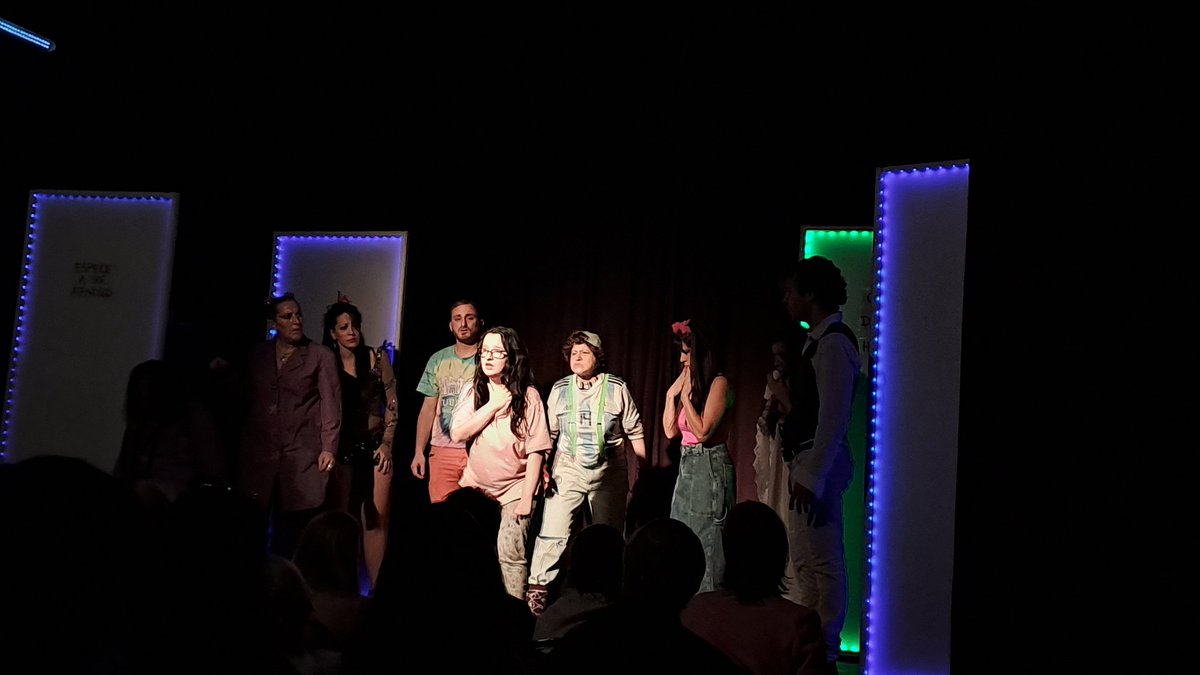 wikinautas's tweet photo. Wikinautas presente en la última función de XElPadre! 🎭 https://t.co/YOX76EZsbt