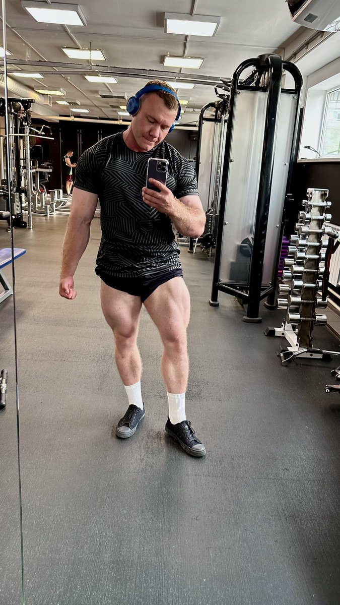 What are you eating? What diet? 
I'm - chicken rice chicken rice chicken rice lol 
#powerlifting #gym #Ethereum #love #Gymbro #donate #Motivation