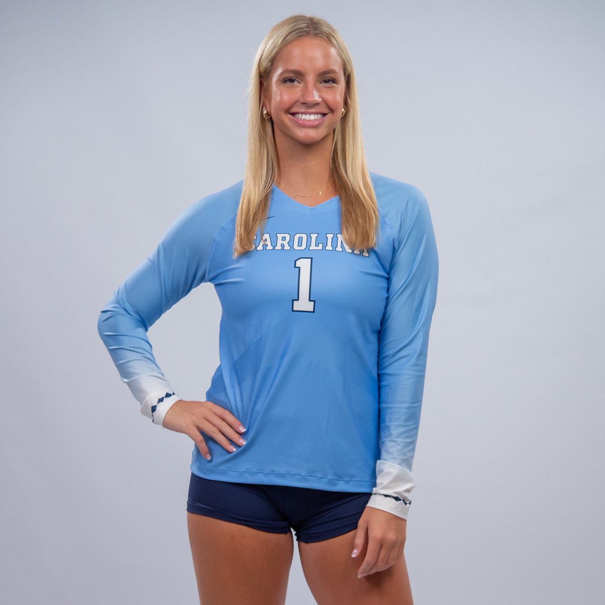 🚨 FIRST CAREER DOUBLE-DOUBLE 🚨

33 assists
12 digs (career-best)
4 blocks
2 aces 

Congratulations to our freshman setter Zoe 🗣️

#GoHeels | <a href="/behrendt_zoe/">Zoe Behrendt</a>