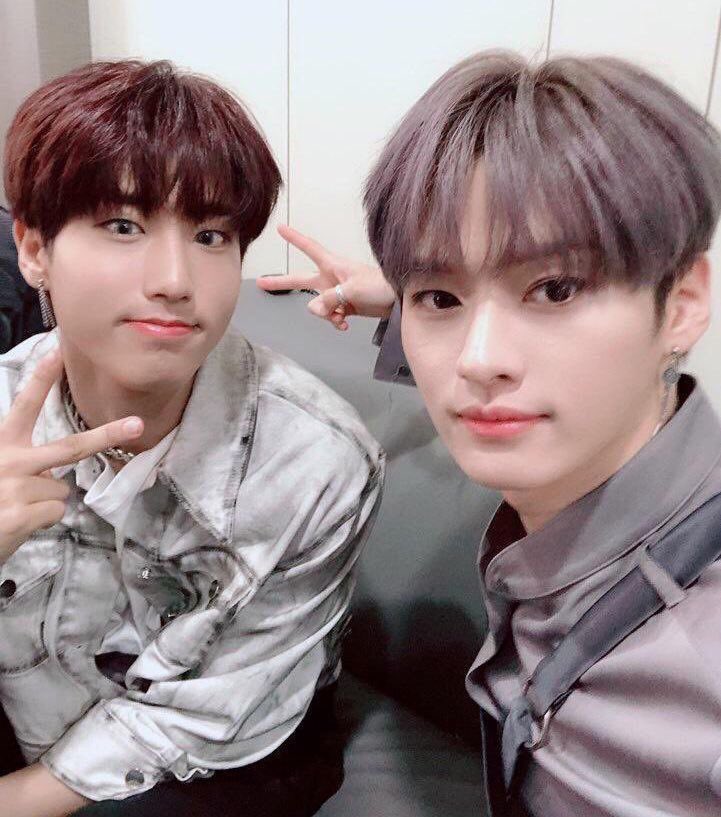 grapemnh's tweet photo. m!nsung mini mini au || you are in love 

donde jsng está por cambiar de celular, así que decide publicar todos sus borradores de t!ktok para no perderlos, solo que se equivoca y publica uno de los tantos videos que le hizo a su mejor amigo en secreto https://t.co/4og4sq1gkP