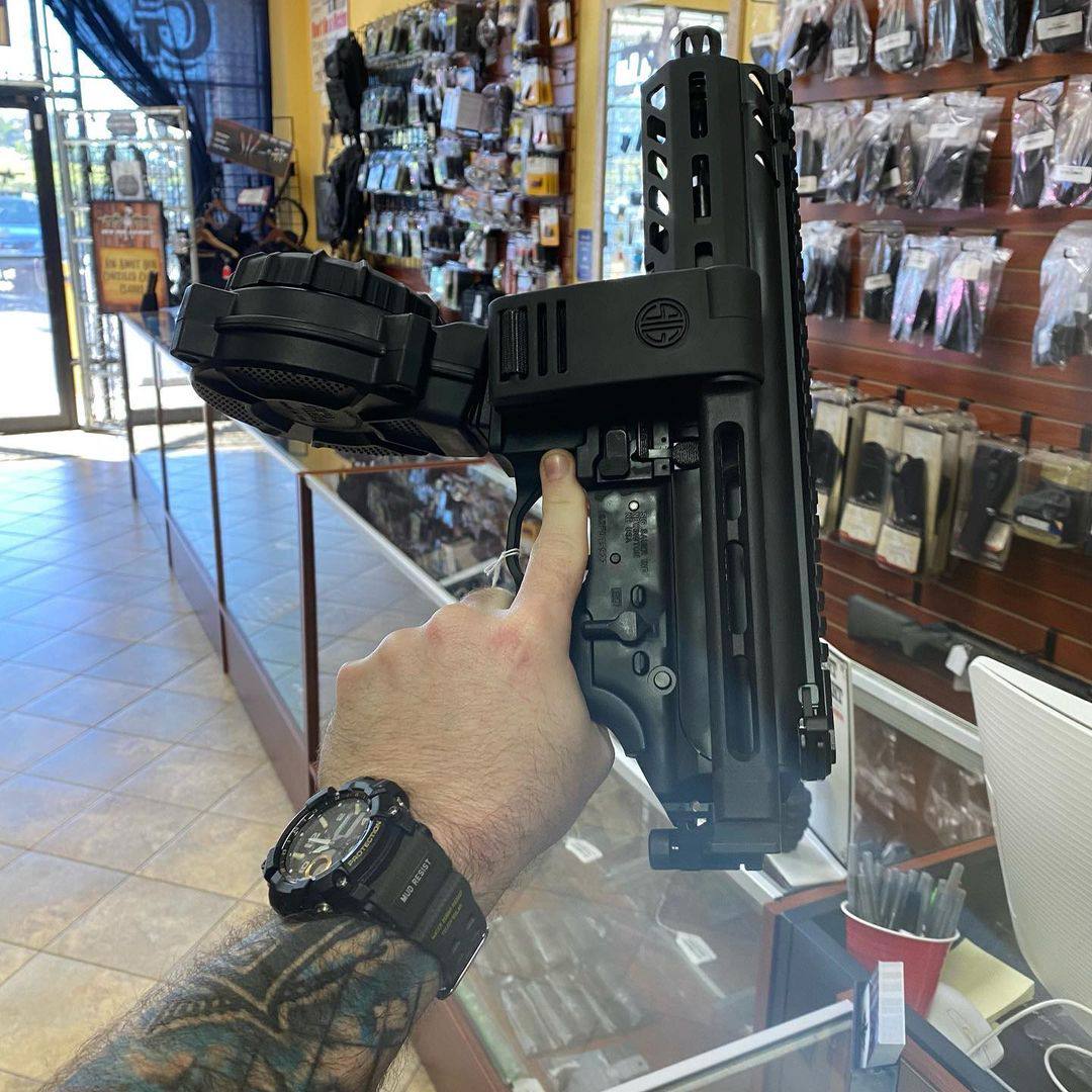 Sig Sauer MPX 9mm w/ Sig Modx9 can!
$550 shipping today
