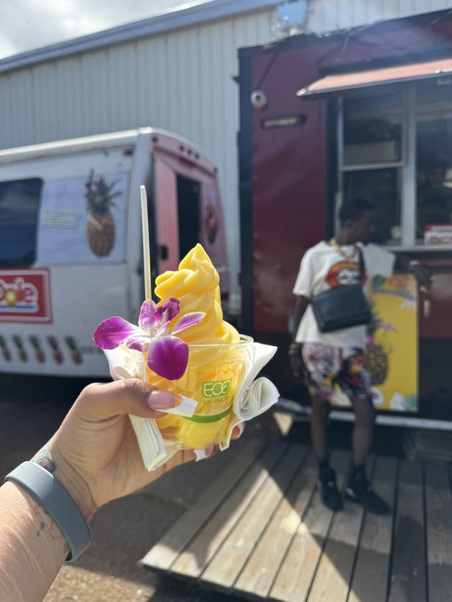 yummy 🤤 https://t.co/IEsUnAJL1i