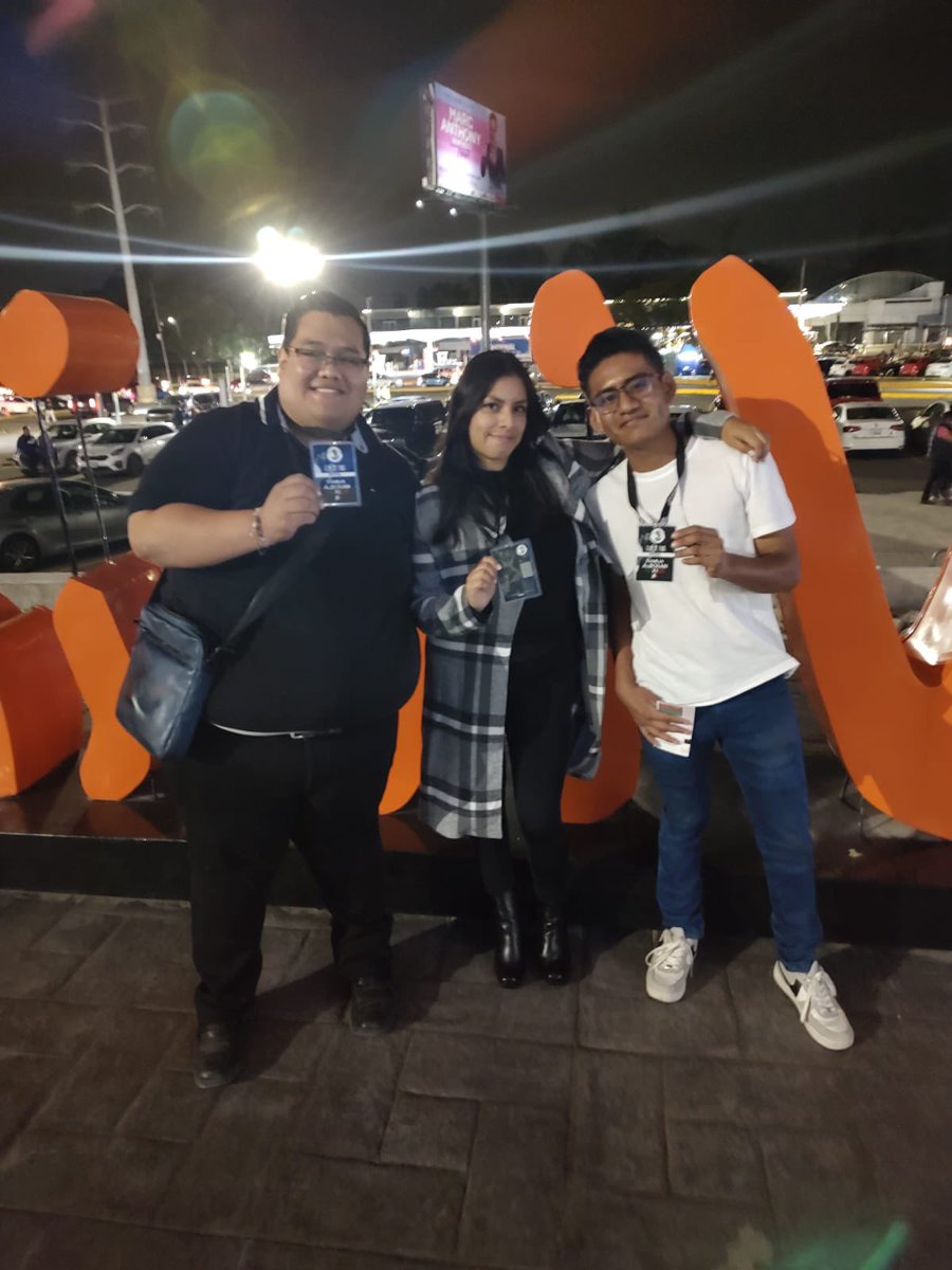 Gracias por unir a esta bonita familia <a href="/pabloalboran/">Pablo Alborán</a> viajando por toda la República por ti 💖 amamos ver cómo sigue creciendo #TourLaCuartaHojaMexico