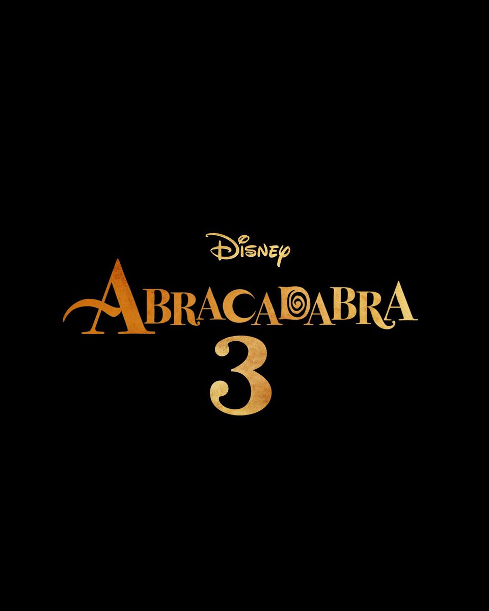“ABRACADABRA 3” sigue en marcha.

El papel de la bruja que les entrega el libro en la segunda parte (la madre) será mucho más importante y llegará a Disney Plus muy pronto. 
facebook.com/dsmxfans 👈🏻

#Disney100 #HocusPocus #HocusPocus3