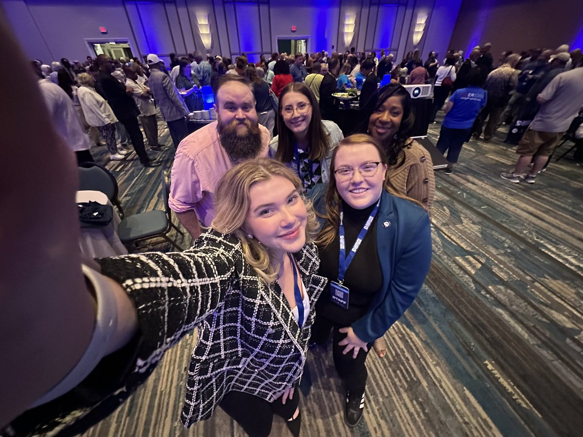 mayasofanderson's tweet photo. that’s a wrap on 2023 state convention for @FlaDems! feeling very hopeful in the future and proud of the Dems in this wonderful state. we’re pumped!!! (many .5s were had) https://t.co/L8DM3vvsPw