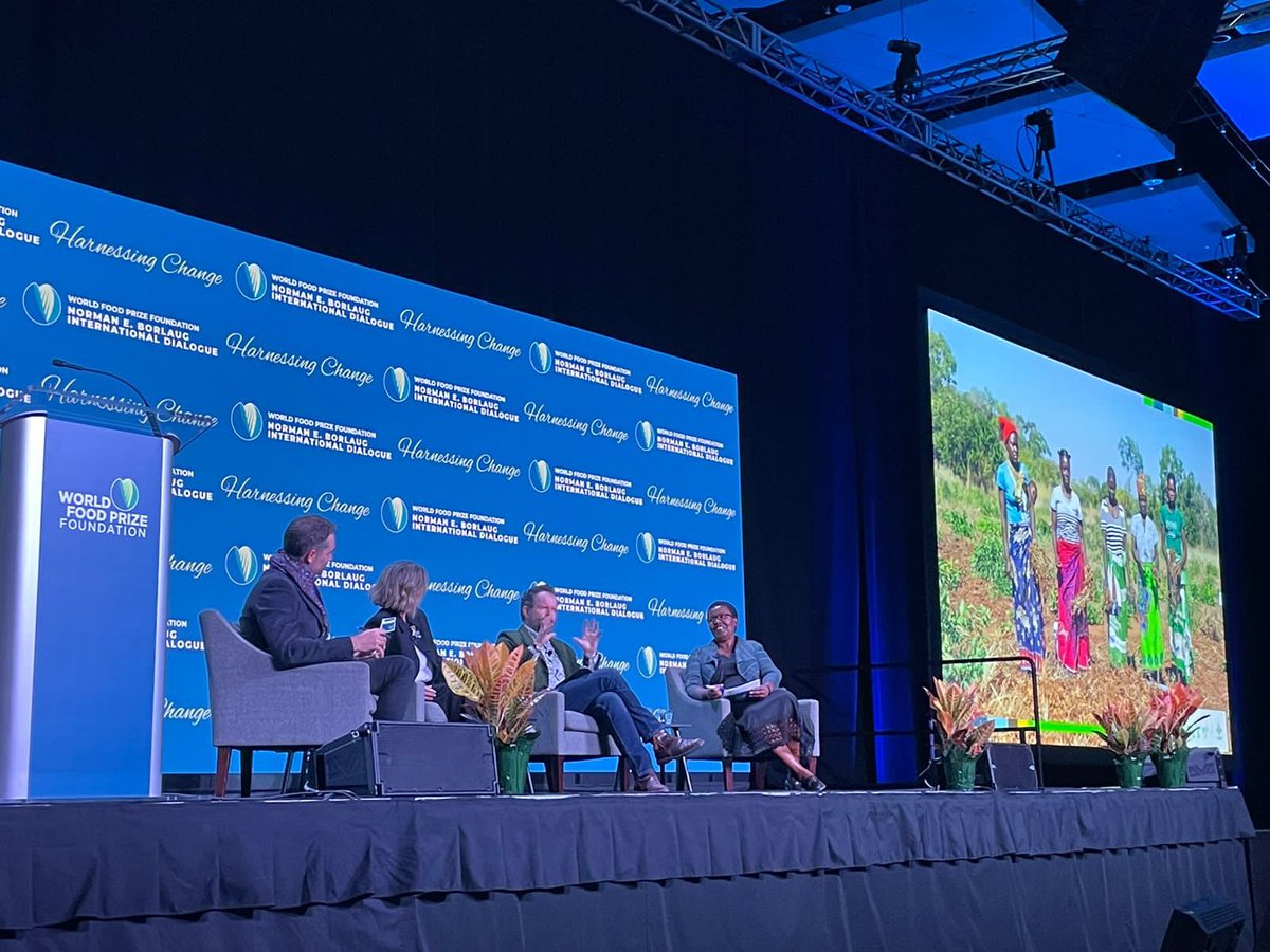 bretonguillermo's tweet photo. .@WorldFoodPrize #FoodPrize23. Farmers included to speak on the stage about food production challenges and opportunities. Proud to be there. @CIMMYT @CGIAR @lmsibanda @GlobalFarmerNet @World_Farmers @USAID @IICAnews #MasAgro 🇲🇽 & beyond #TakingItToTheFarmers https://t.co/lGT4H161QG
