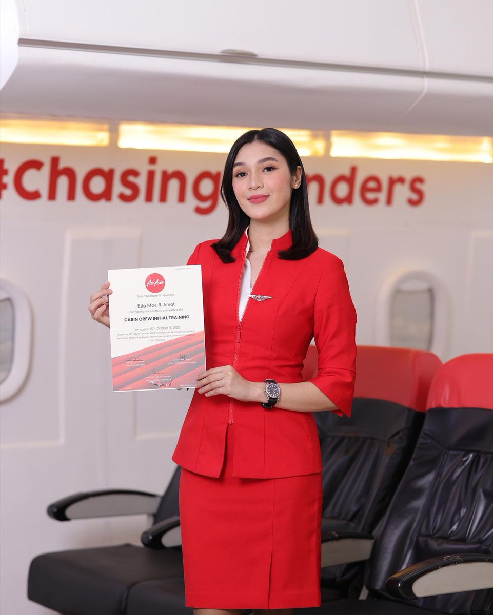 ELathena_'s tweet photo. Taray ni @airasia may Idol na Cabin Crew 💕

#MNL48Ella https://t.co/QcnPlT2xIA