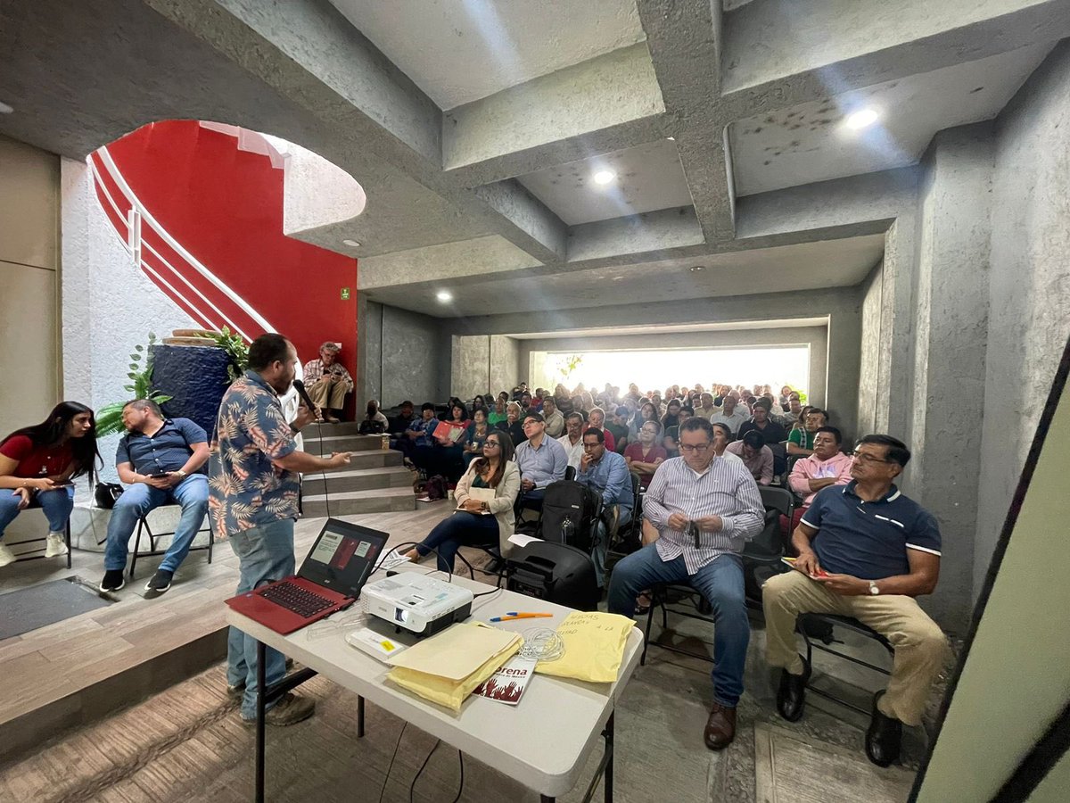 infpmorena's tweet photo. Este fin de semana celebramos una numerosa jornada formativa como parte de los trabajos del Programa de Formación Política para Aspirantes en los estados de Morelos, Tabasco, Estado de México, Baja California y Yucatán.

¡Unidad, formación y movilización para la transformación! https://t.co/kw7pn6cfW6