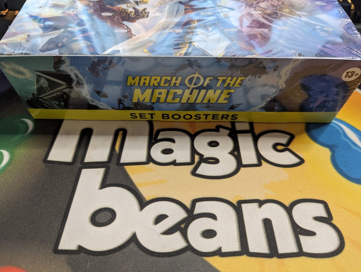 MagicBeansCast's tweet image. Come hang out with @ChewyMTG tonight from 8:30pm AEST as he cracks some packs!