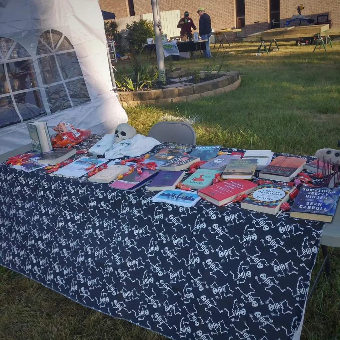Indiana Sciences (@indianasciences) on Twitter photo Had a great time bringing science (and books!) to Calvin Partner Lodge's car show to start October; end of the month means Books, Booze, and Brains is Tues, Oct 31st! Join us on Halloween (630pm) at <a href="/AshandElmCider/">Ash & Elm Cider Co.</a> for fun!
<a href="/INHumanities/">Indiana Humanities</a> <a href="/indylibrary/">Indianapolis Public Library</a>
<a href="/CINSOIndy/">CINScienceOutreach</a> <a href="/ScienceMarchIND/">Science March Indy</a> Had a great time bringing science (and books!) to Calvin Partner Lodge's car show to start October; end of the month means Books, Booze, and Brains is Tues, Oct 31st! Join us on Halloween (630pm) at <a href="/AshandElmCider/">Ash & Elm Cider Co.</a> for fun!
<a href="/INHumanities/">Indiana Humanities</a> <a href="/indylibrary/">Indianapolis Public Library</a>
<a href="/CINSOIndy/">CINScienceOutreach</a> <a href="/ScienceMarchIND/">Science March Indy</a>