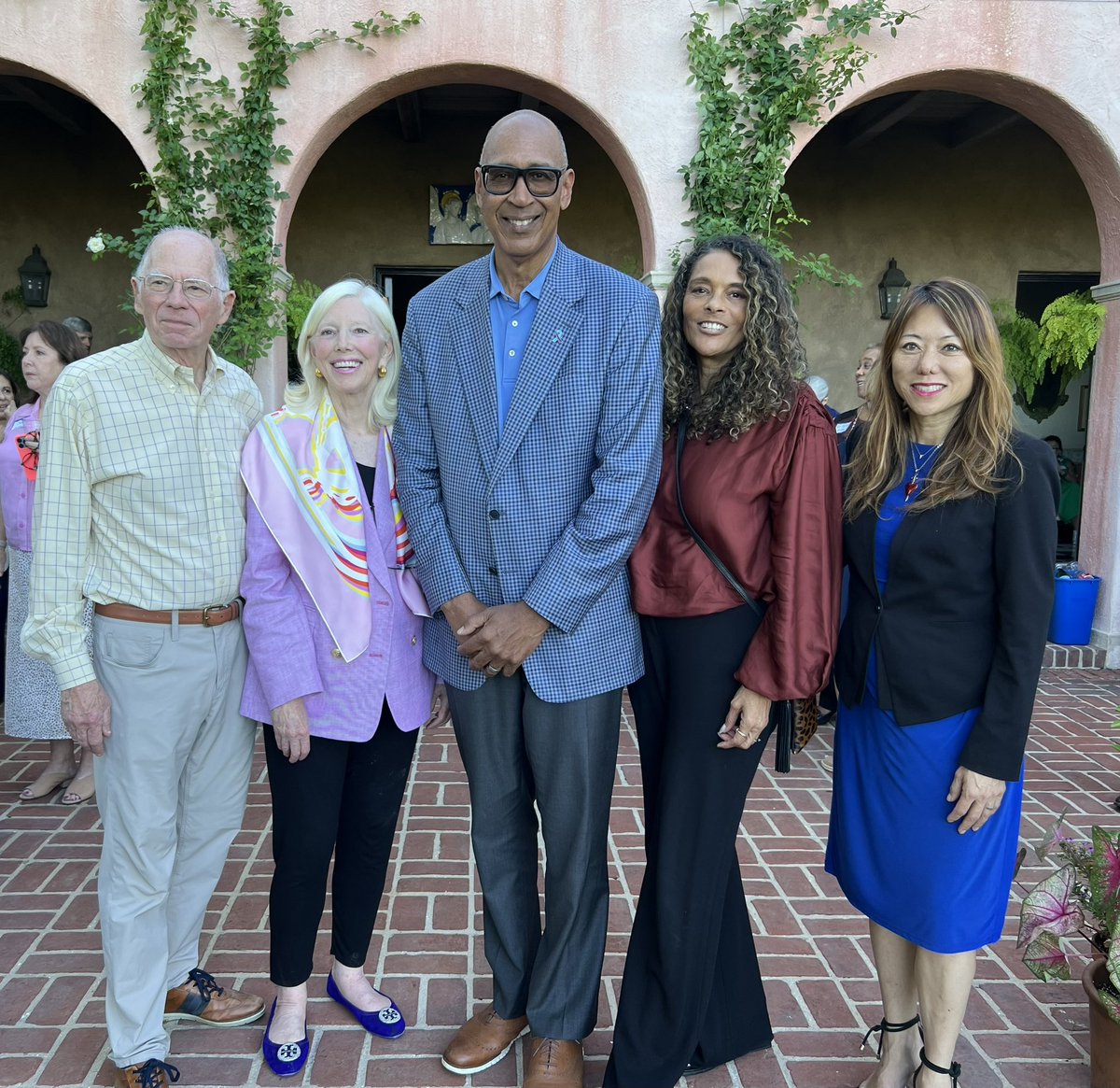 fionama's tweet photo. Lots of support for Pasadena hometown favorite @ChrisHoldenNews who is running for LA County Board of Supervisors in 2024.  He served on the Pasadena City Council/Mayor for 24 years and spent the last 11 years in leadership positions in the State Assembly. He’s a thought leader, coalition builder, problem solver and just a genuinely nice person. Read more about him here https://t.co/ofOE5XGOts Here with @LauraFriedmanCA running for Congress (to succeed @AdamSchiff). https://t.co/SEWqgG7COl
