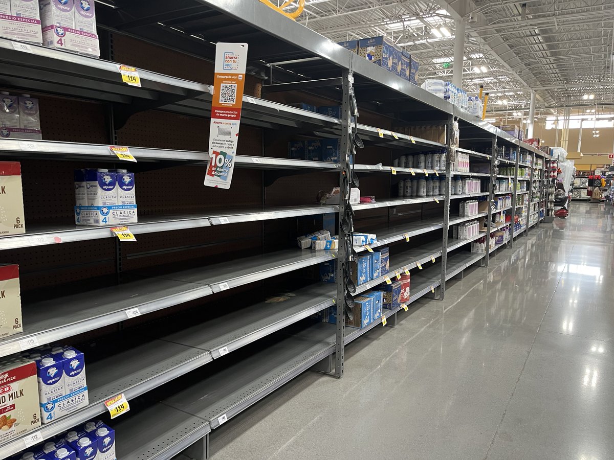 ms_anacris's tweet photo. ¿Por qué nos están quitando todo como si estuviéramos en Venezuela? https://t.co/ftQXdz8Cb5