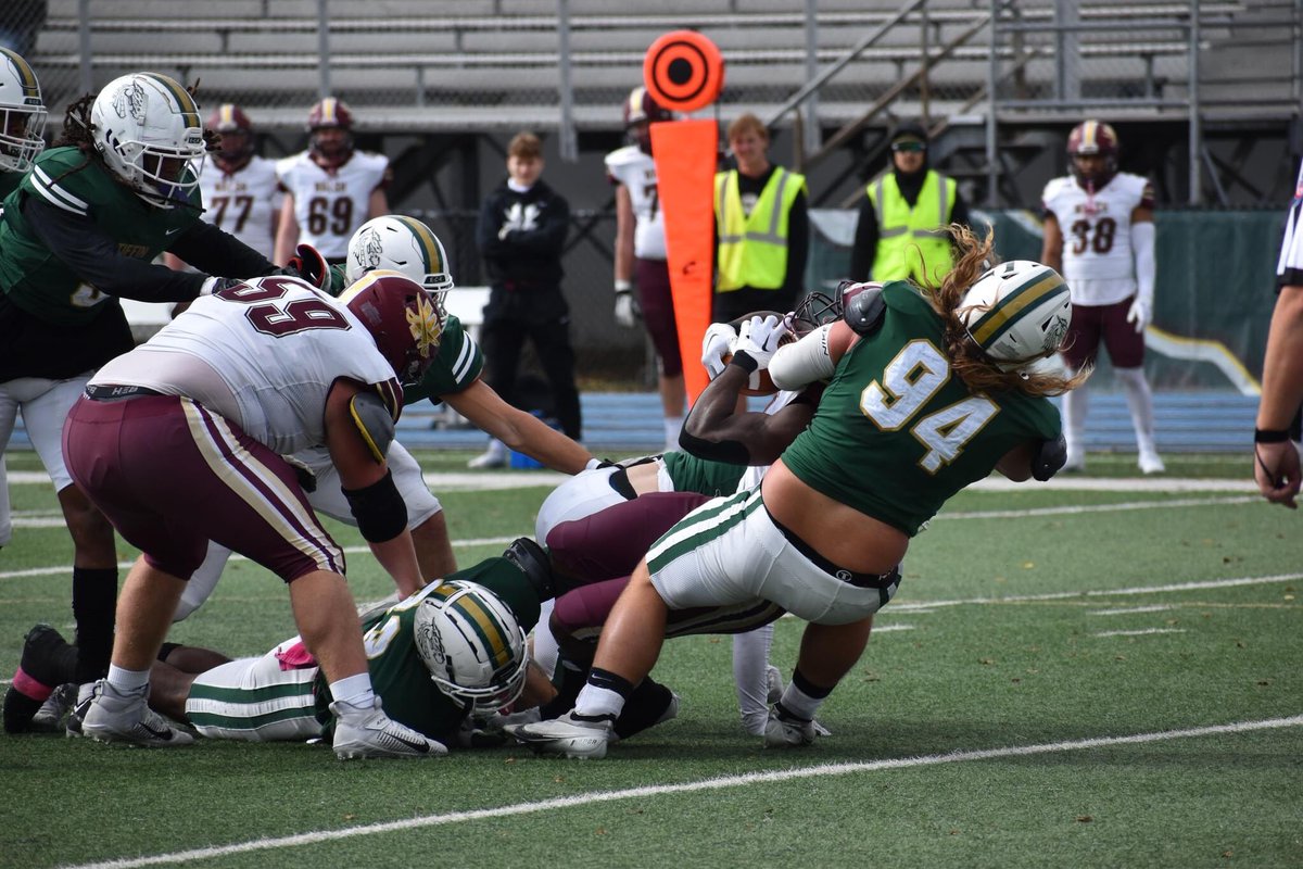 JoshuaMorgret's tweet image. Loved this tackle sequence by Tiffin’s Radical Rothermel (@rrothermel04) in yesterday’s win over Walsh. Part 1/2.