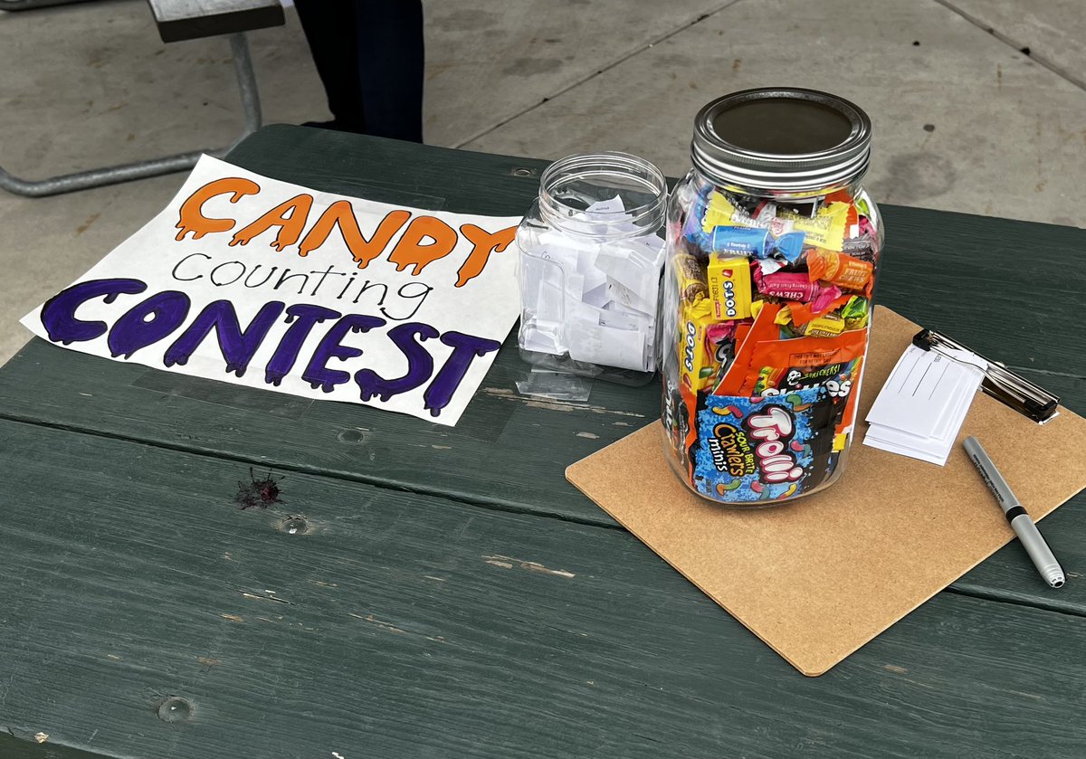 JWDuncan's tweet photo. It was great to spend time with neighbors at the Birchwood-Oaks Neighborhood Association’s annual Halloween festival this afternoon. 👻🎃 #HappyHalloween2023 #madisonwi https://t.co/q6nwXcVZO6