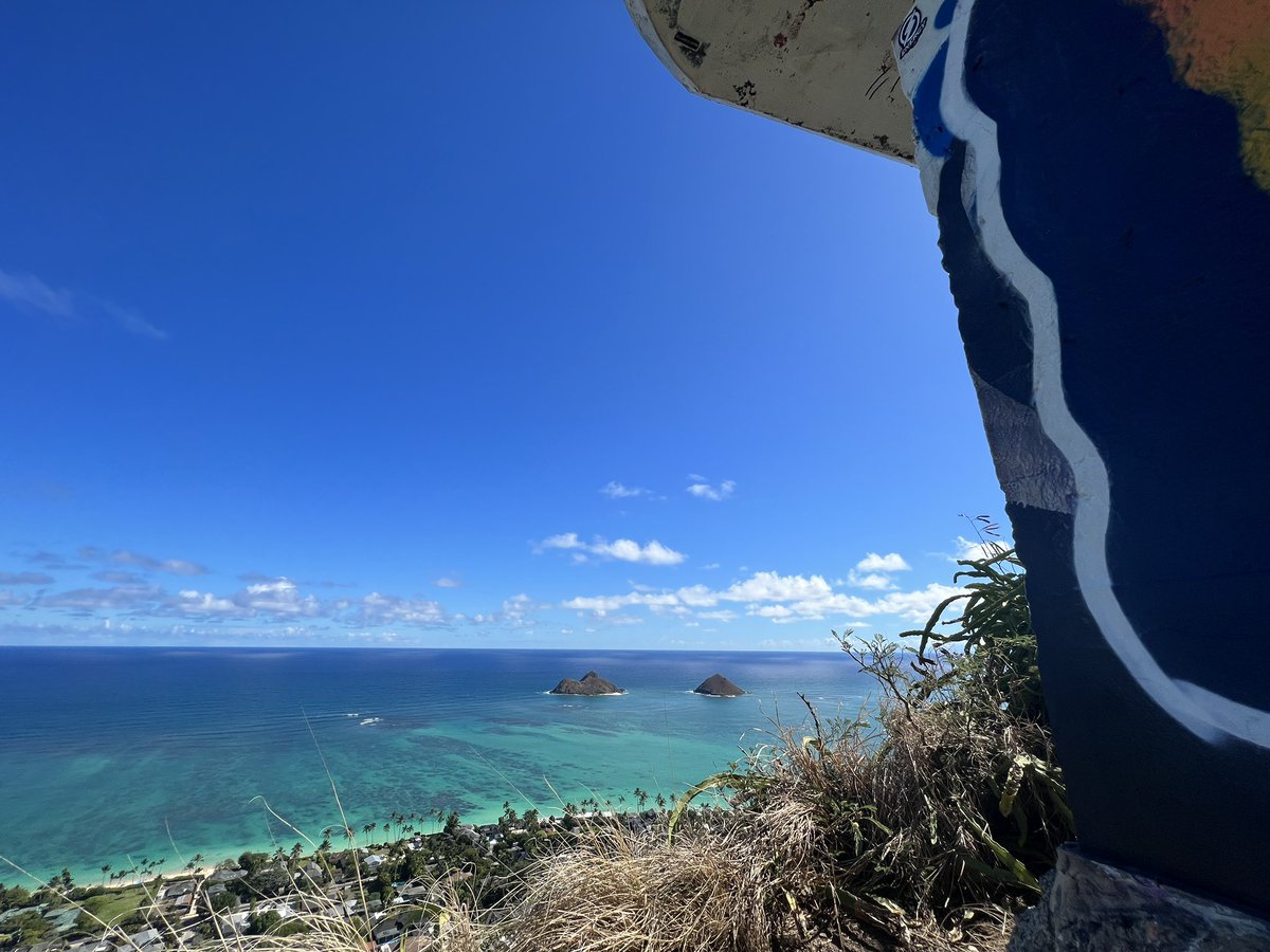 realroyhuff's tweet image. #Hiking #Pillbox #Lanikai #Hawaii