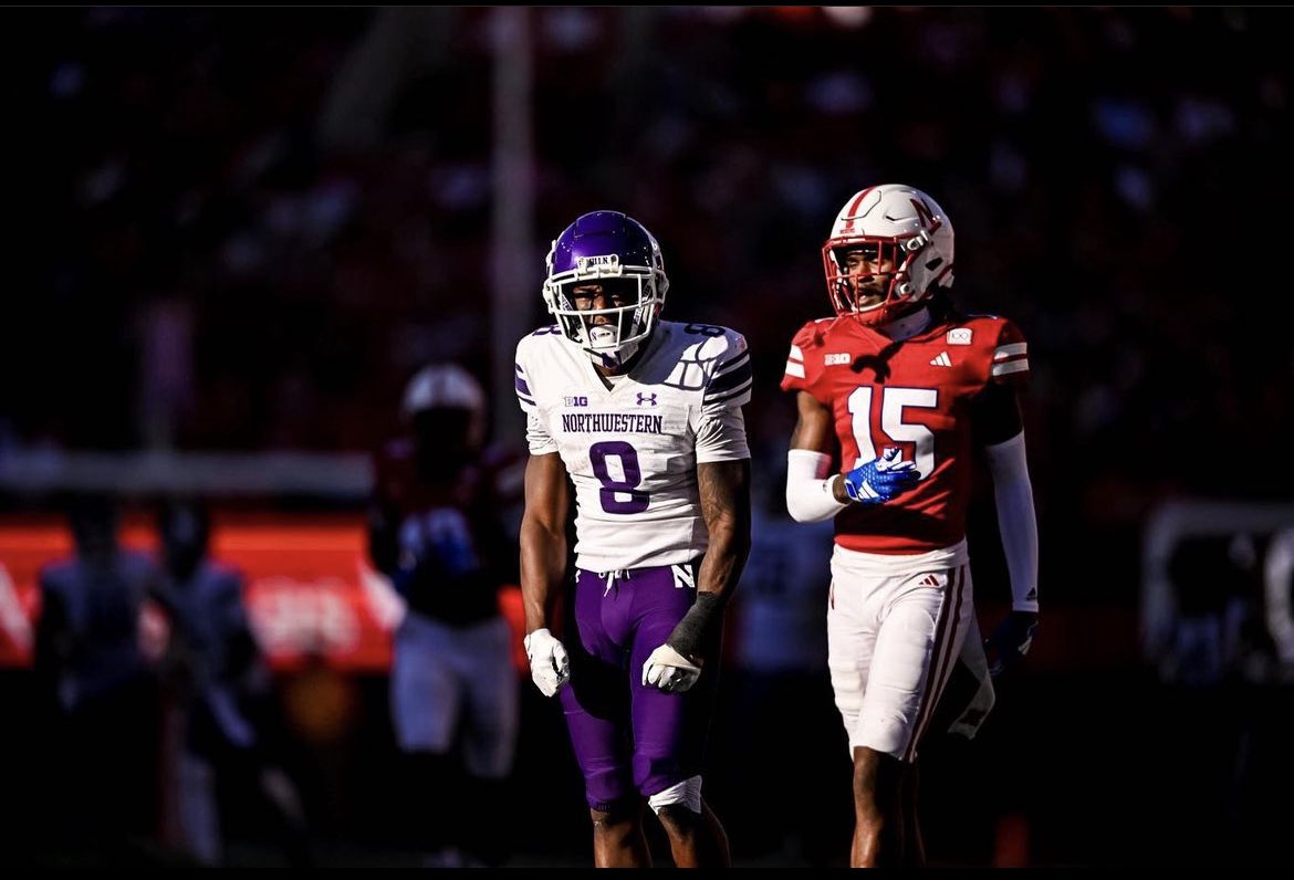 AlexGreen2024's tweet photo. Beyond blessed and grateful to have EARNED an offer from Northwestern University!! #GoCats @ArmonBinns @HuttoHS_Fball @CoachWCompton @RicklanHolmes @SkysTheLimitWR https://t.co/nfdMtgl3Nc