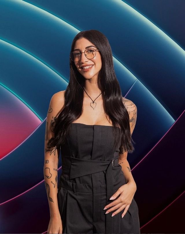 vaque_gh's tweet image. La expulsión va a estar entre ellas 2 ¿quien quieres que sea la expulsada? 

🔁 Naomi Asensi
❤️ Marta Castro

#GHVIPDBT7 #GHVIP29O