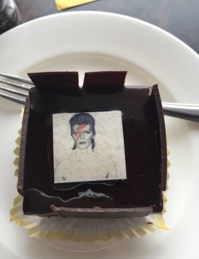 Weird_n_Gilly's tweet image. David Bowie Is exhibition, Groningen March 2016 ❤️⚡️✨ #DBIs 📷 Me