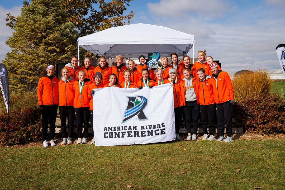 WartburgKnights's tweet photo. In case you missed it, Wartburg won 3⃣ Conference Championships yesterday in men's cross country, women's cross country, and football!! Go Knights! https://t.co/mZF2BwqU86
