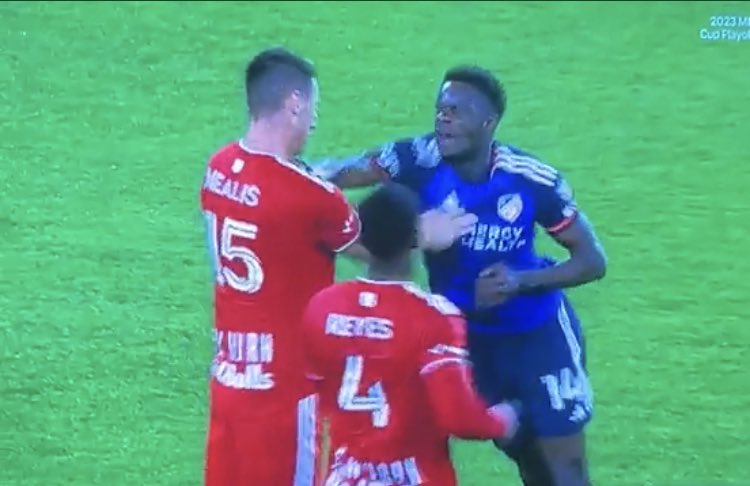 Upstate_Trash's tweet image. Time is a flat circle man. #RBNY