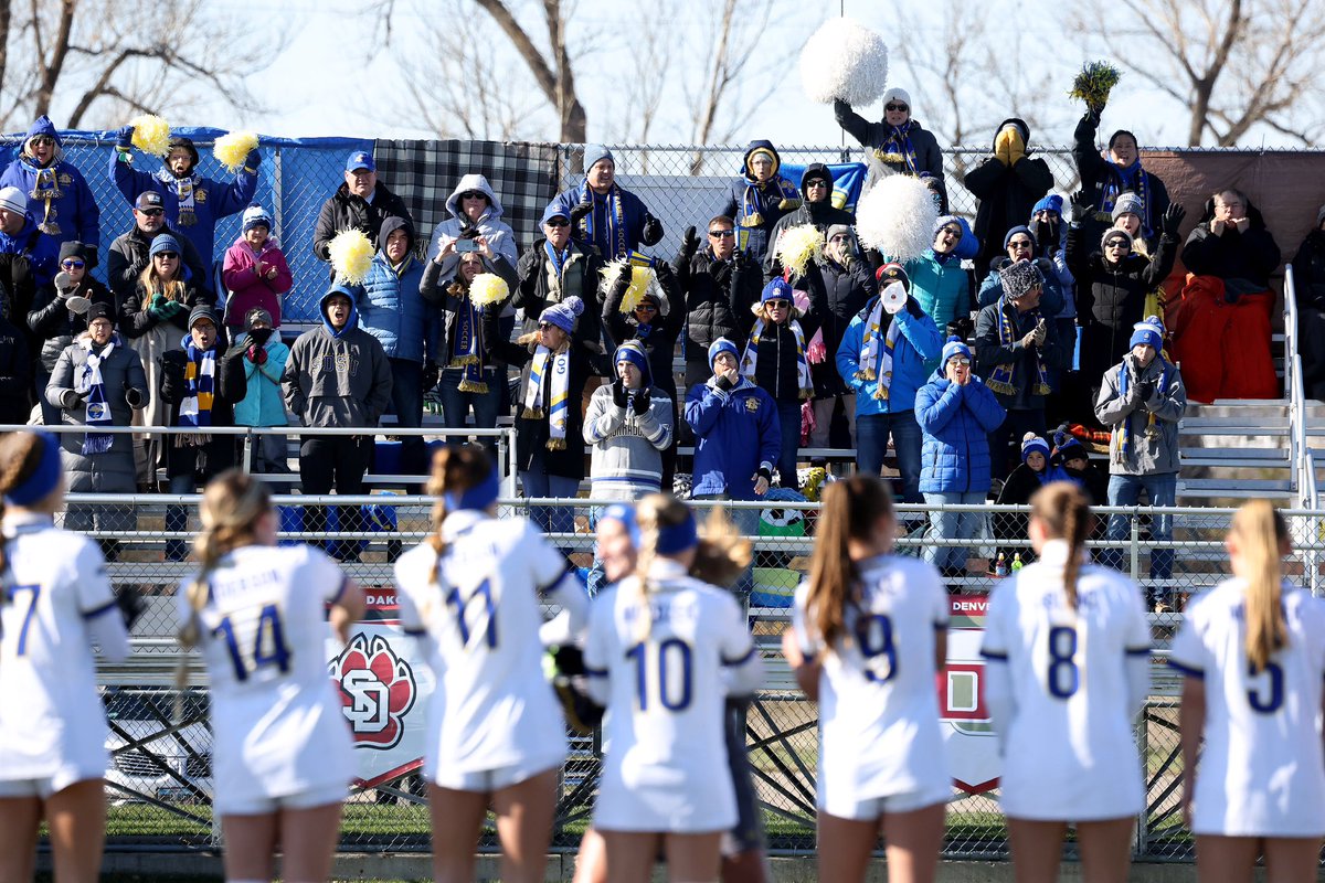 GoJacksSoccer's tweet photo. 🚨 BREAKING 🚨

Your Jackrabbits will be HOSTING @TheSummitLeague Championship next weekend against Omaha! Stay tuned the next couple of days for more info 👀

#GoJacks 🐰 https://t.co/gc5mngLsZ4