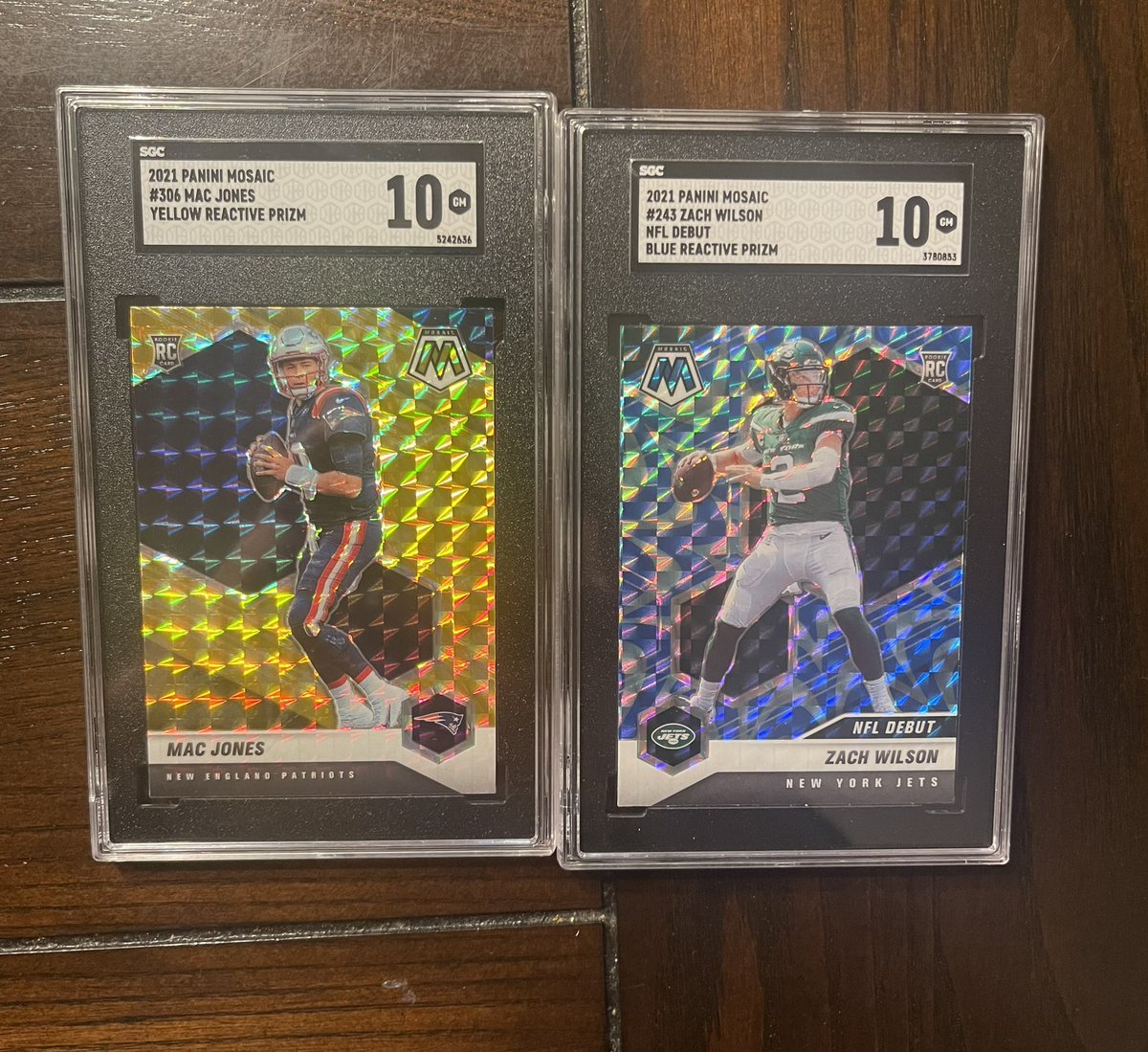 GIVEAWAY Mac Jones and Zach Wilson SGC 10 slabs To enter: •Follow @GreyWorthy •Retweet this post Winner announced next week. Good luck and let’s see if we can hit 4K