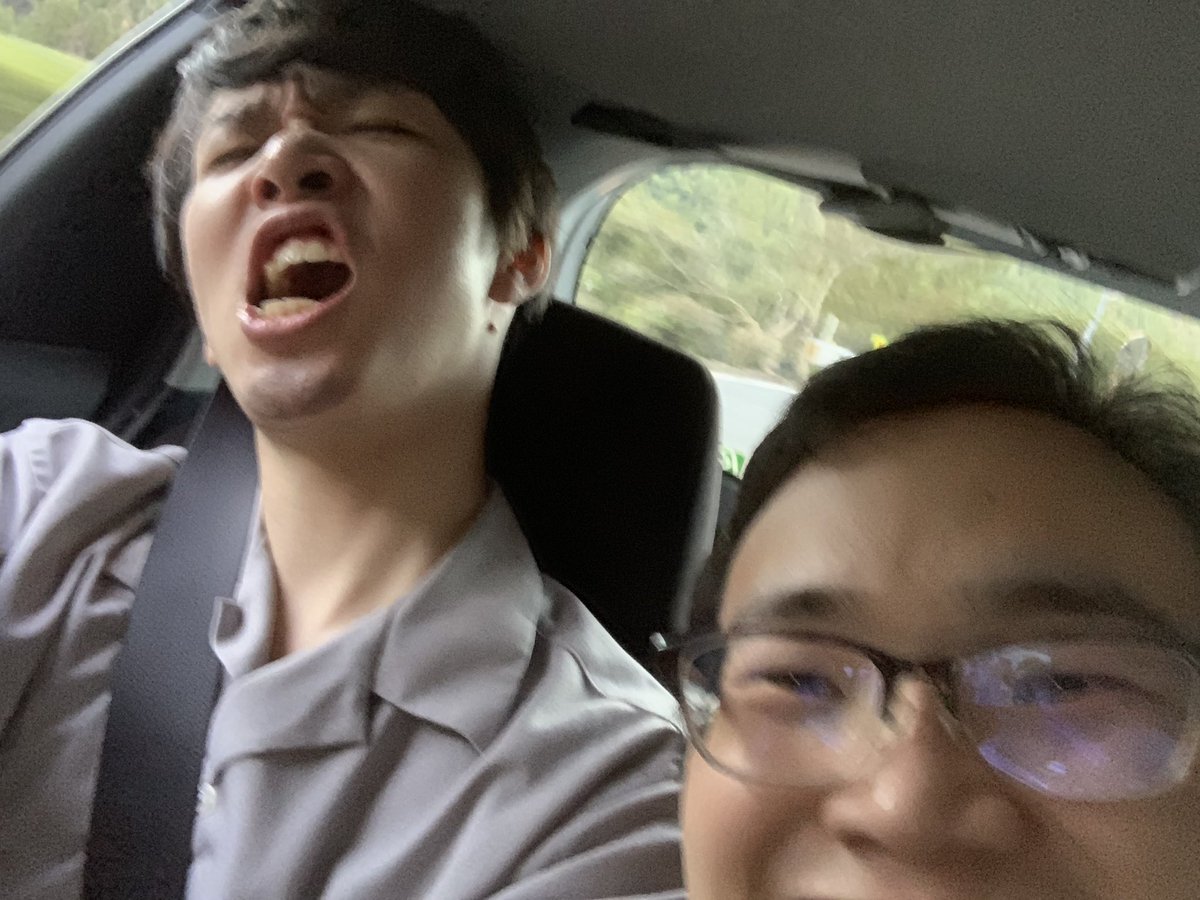 12thhungaa's tweet photo. 昨日の大分旅ハイライト

・フレディの爆走運転と横から飛んでくるめらのアタックにやられるもえ
・飯を目指して走ったらいつの間にか辿り着いていた熊本
・ラブホっぽいシステムの秘湯
・誰もルールをしっかり把握してない麻雀 https://t.co/zUaOfJq6hD