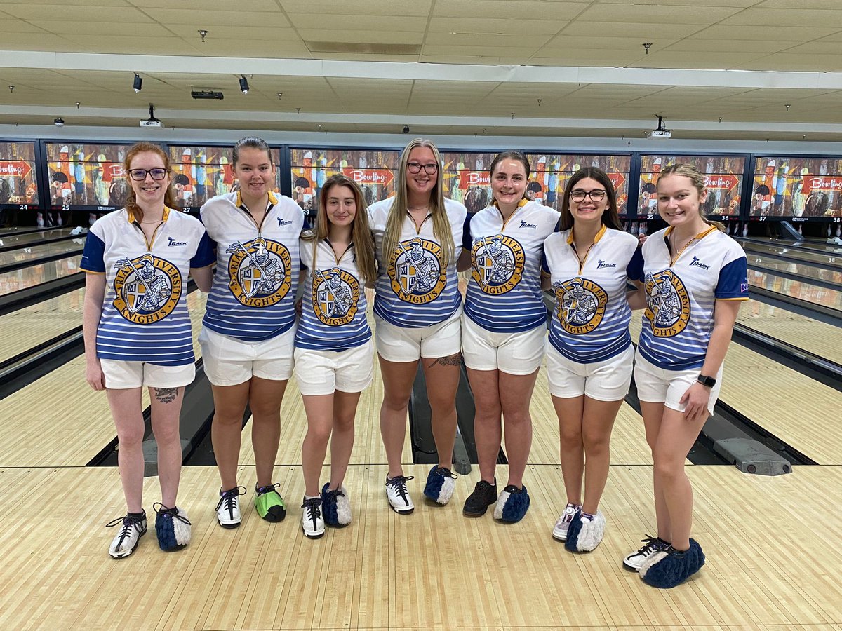 MarianU_Bowling's tweet photo. The Knights had a solid weekend at the Boilermaker Classic. Men’s varsity came home in 2nd, while women’s varsity finished 3rd. Men’s JV took home the win as well! 

All-Tournament Team honors go to juniors Tandess O’Neal (1st place) and Nick Archacki (4th place) 

#GoKnights https://t.co/I1cWq8GEfO