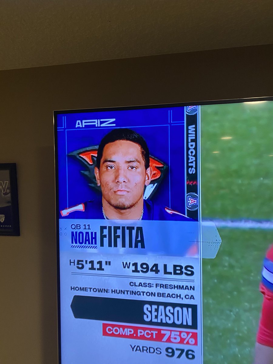 AZWild23's tweet photo. @jasonscheer @MizShelbyK Not to mention this graphic at the beginning of the game with the Beavers logo behind Fifita https://t.co/QPX7A6FAR2