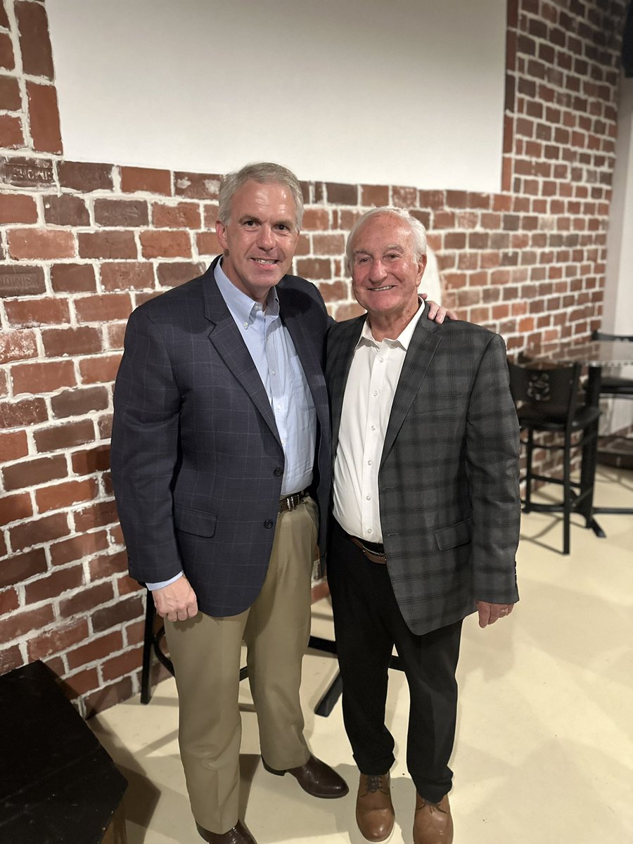 BrandonPresley's tweet photo. I’m so honored to have the support of the former Republican Superintendent of Education in DeSoto County, Milton Kuykendall. Mr. Kuykendall is a legendary leader in public education. https://t.co/Z5pdRibmhg