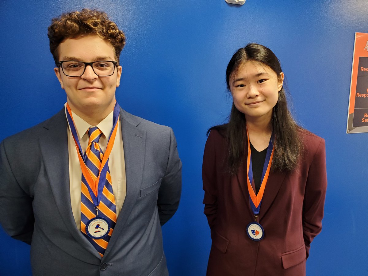 BereaMidpark4n6's tweet image. For their strong performances on Saturday, both Elizabeth and Hamzah earned their first bids to the @OHSpeechDebate State Tournament in March!  #1of4 #FirstOneDown #ThreetoGo #OneWeekataTime #BeTitansTogether #CLEspeaks #OHspeaks
