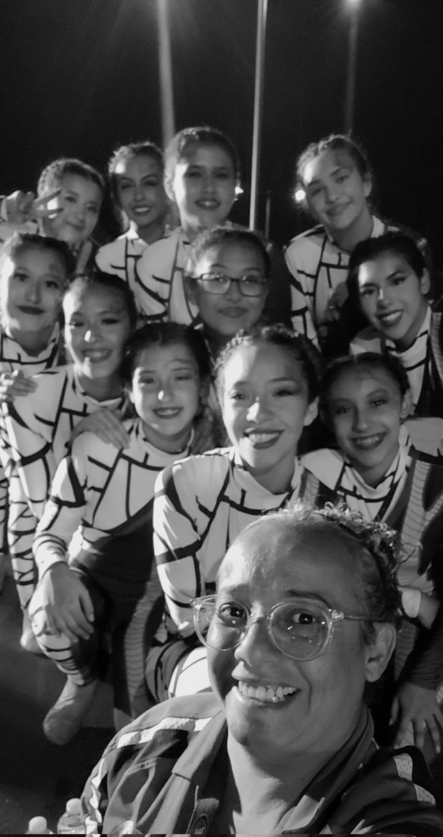We are so PROUD of our students!!! You all SHINED on that field !!! Great way to wrap up the competition season 🎺🐾❤️🎺🥁🚩💃 #BulldogPRIDE @MMoomaw_SISD @RMonreal_SISD @VChaparro_SISD @reynaga_lesly @Socorro_HS1 @SISD_FineArts