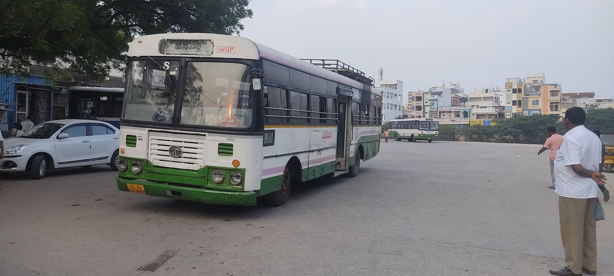 charantejac1's tweet photo. From wanaparthy to Hyderabad they are sending palle vellugu buses instead of express bus it creating a problem to us sir please check it sir and wanaparthy to Hyderabad distance is about 150 km it's not safe for us please check it sir https://t.co/sxHTYChLBR
