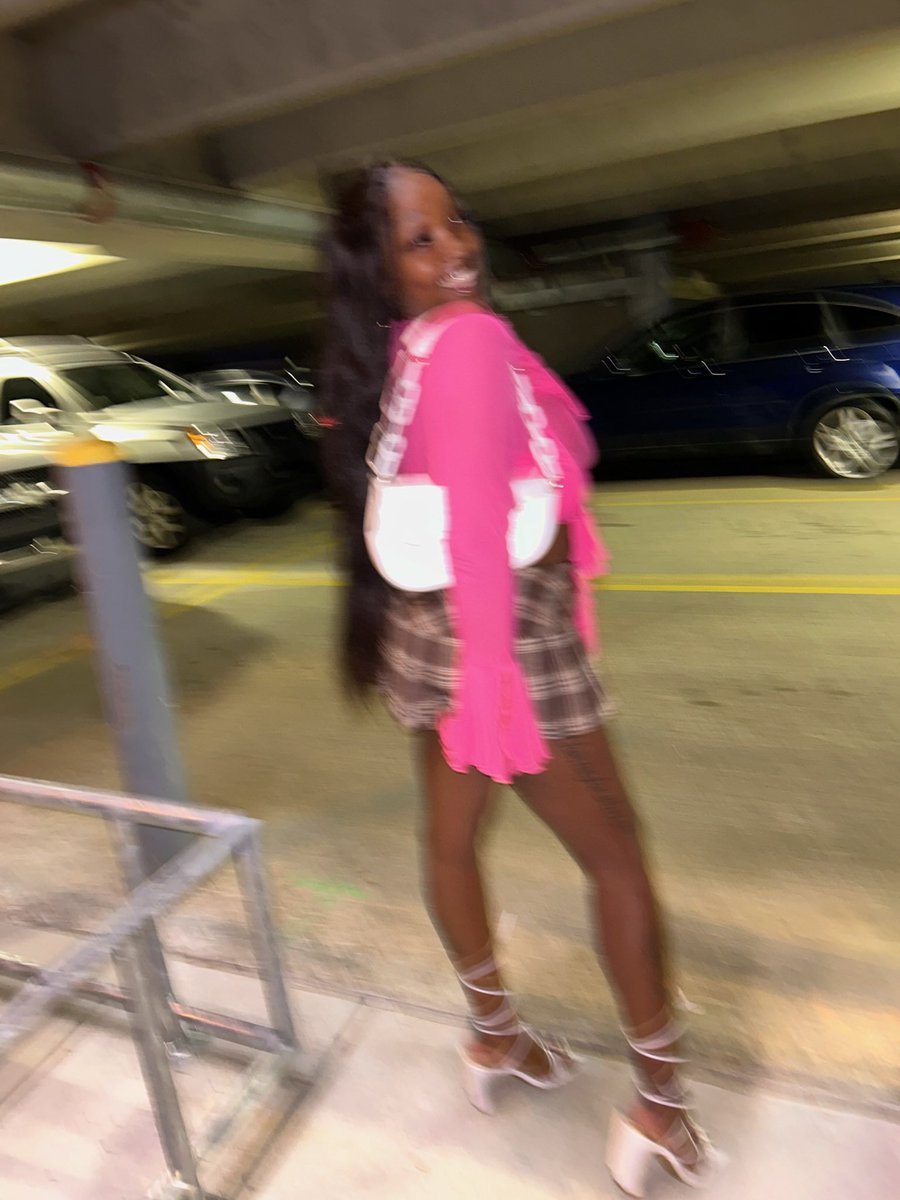 Z_queenn's tweet photo. He love me for a reason 😛 https://t.co/8VuG7X5qZM