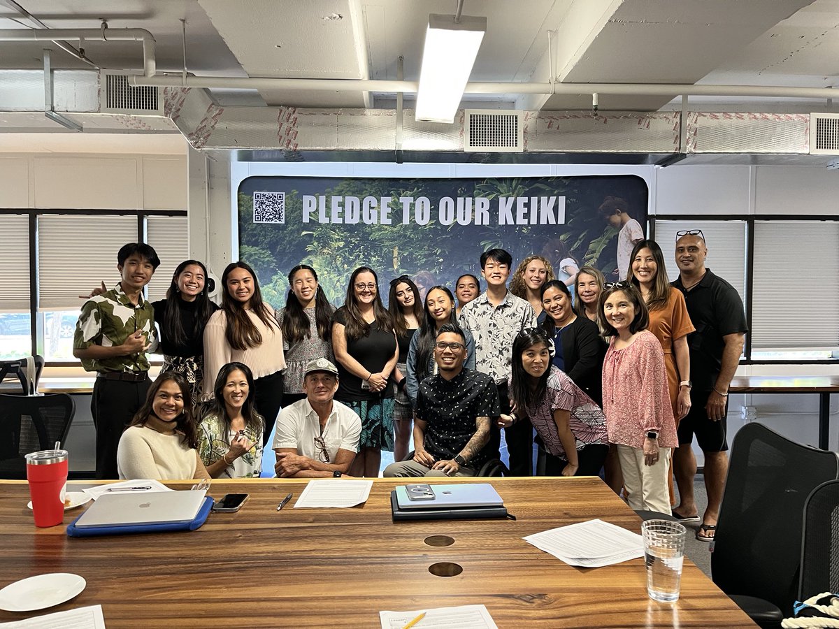 tanyakmau's tweet photo. Hawaii State Teacher Fellows Convening

Two days of connecting and engaging with partners in education to enact our change efforts.

#hawaiistateteacherfellows #teacherleaders #808educate #movers #changemakers #chooselove #connections #advocates #knowlove #givelove #acceptlove https://t.co/DkqUwH6Mcs