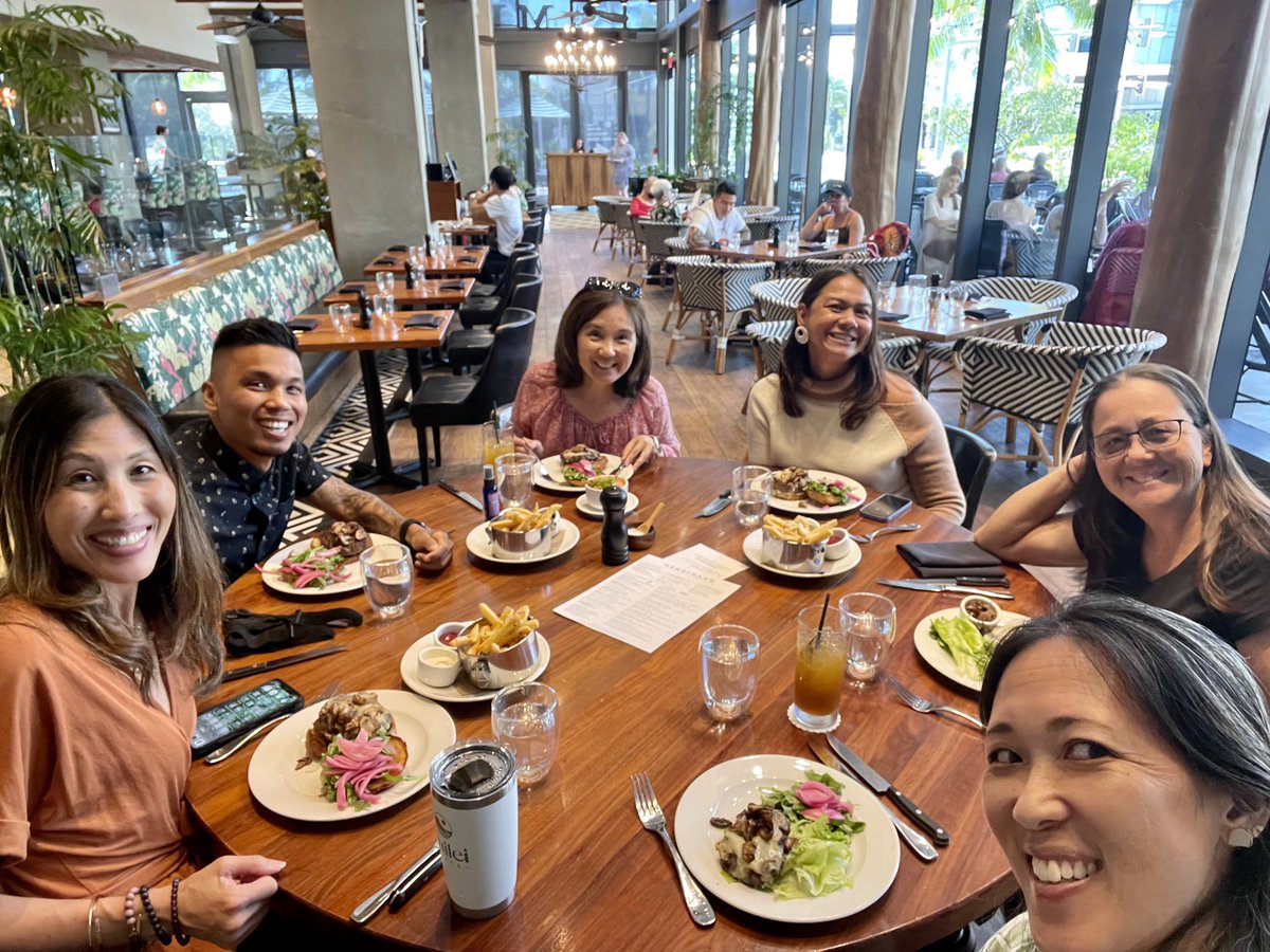 tanyakmau's tweet photo. Hawaii State Teacher Fellows Convening

Two days of connecting and engaging with partners in education to enact our change efforts.

#hawaiistateteacherfellows #teacherleaders #808educate #movers #changemakers #chooselove #connections #advocates #knowlove #givelove #acceptlove https://t.co/DkqUwH6Mcs