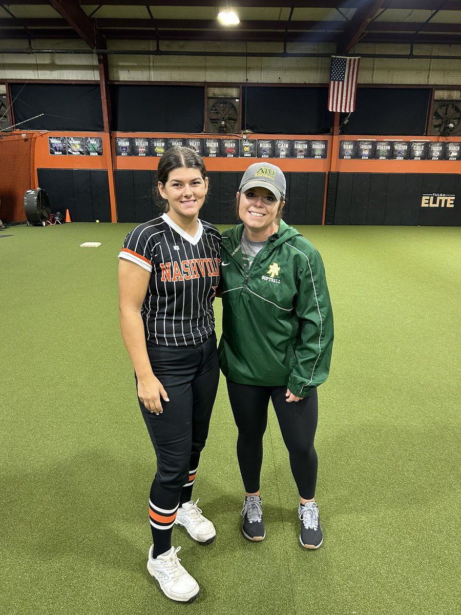 I had a great time with Coach Lem and Coach Jones today! Thank you coaches for all of the feedback! Also, thank you Eric Jaramillo for hosting a great clinic! @jtjones00 @Coach_Lem_UAM @EricJar08972519