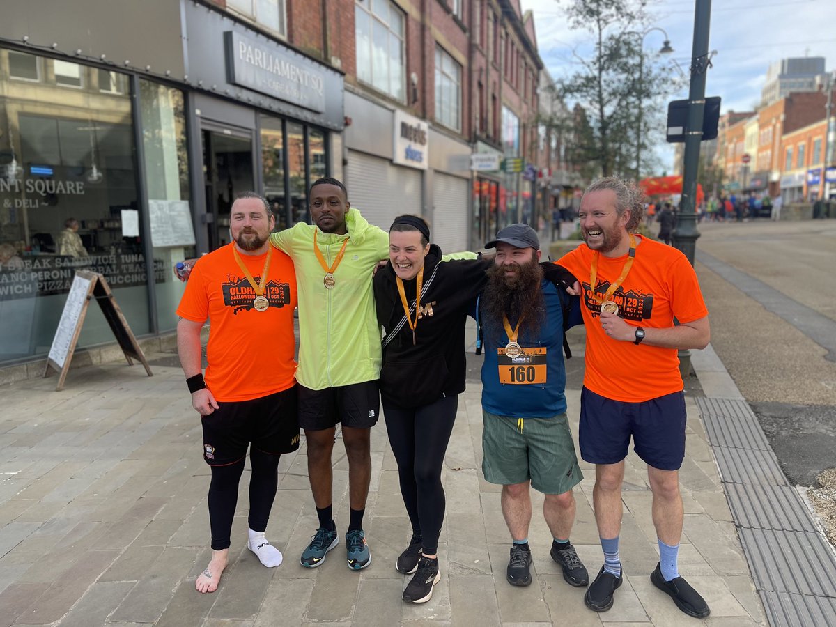 We did it 🏅

Team maths completed Oldham Half 🙌 They weren’t kidding about the hills! 🥵

Thank you so much for your support of us and for Harper it means a lot 🫶

If you’d like to you can still donate here justgiving.com/crowdfunding/h…