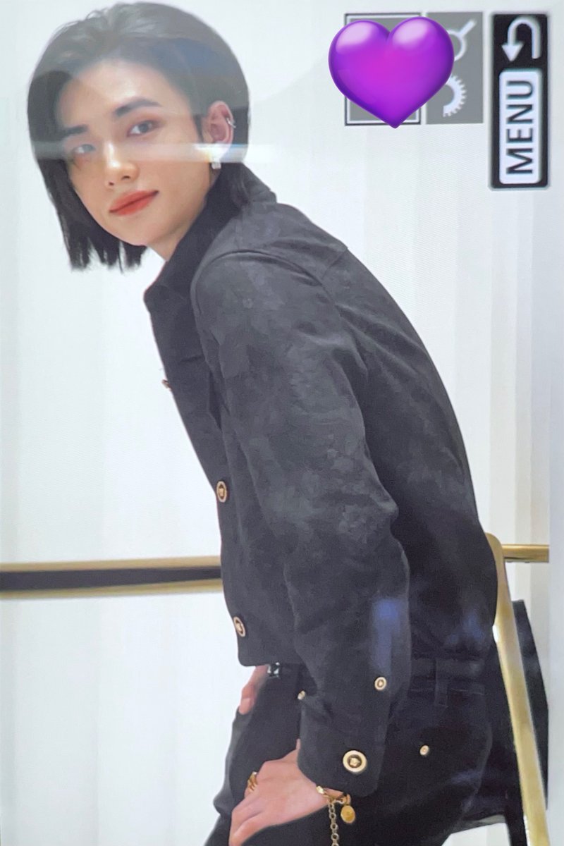 231030 

#스트레이키즈 #STRAYKIDS #현진 #HYUNJIN 
#HYUNJINxVERSACE <a href="/Versace/">VERSACE</a>